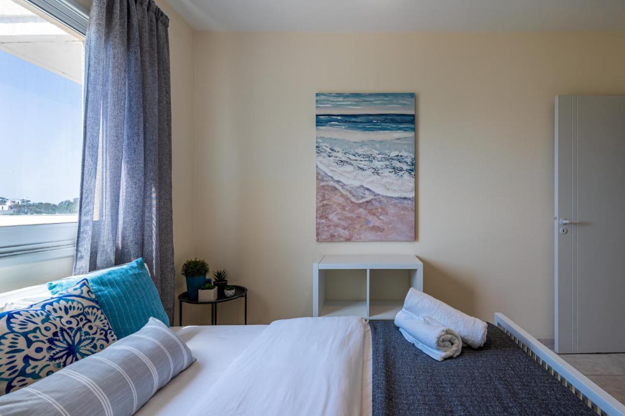 Sunny 2-Br Apartment In Mackenzie Larnaca Zewnętrze zdjęcie